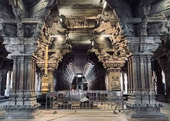 Thiruvanaikaval Jambukeswarar Temple Water Lingam Trichy